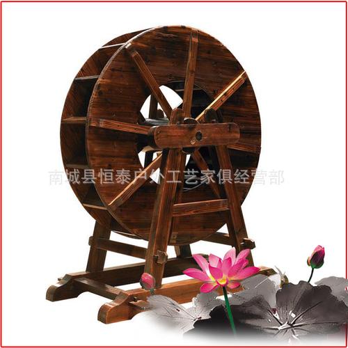 古韵新风，匠心独运——好评如潮的碳化防腐木水车工艺品